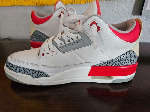 Nike Air Jordan 3 - Picture 4 of 10