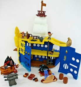 Disney Jake - Neverland Pirates Colossus Rolling Ship w/ Figures, Vehicles, 2014 | eBay