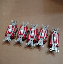 Pass  Seymour CSB20AC1-W 20A 120/277VAC Back  Side Wire Commercial 1P Switch