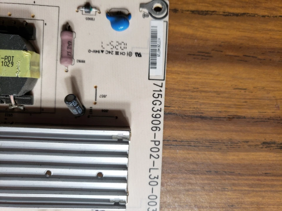 Placa de fuente de alimentación Hitachi 46" LE46S704 Insignia NS-46E570A11 PLTVA8025AQA3 Foto 4 de 4