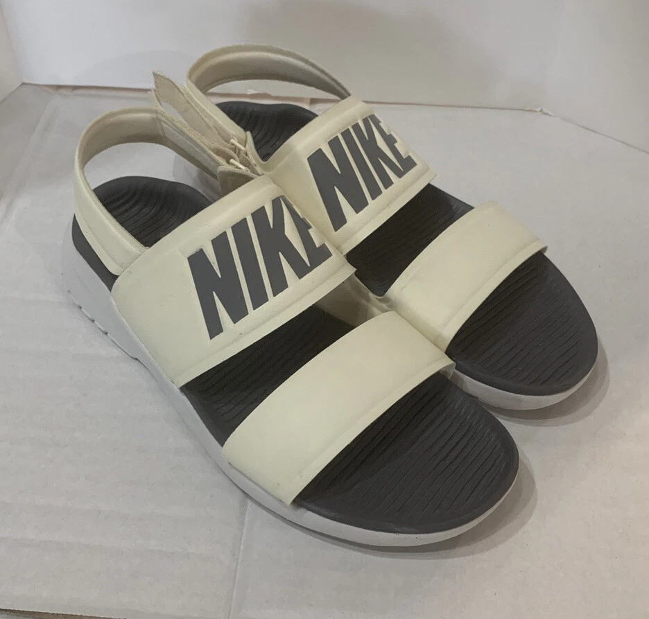 Sandalo Nike Tanjun donna Summit bianco pistola fumo doppio cinturino regolabile taglia 1