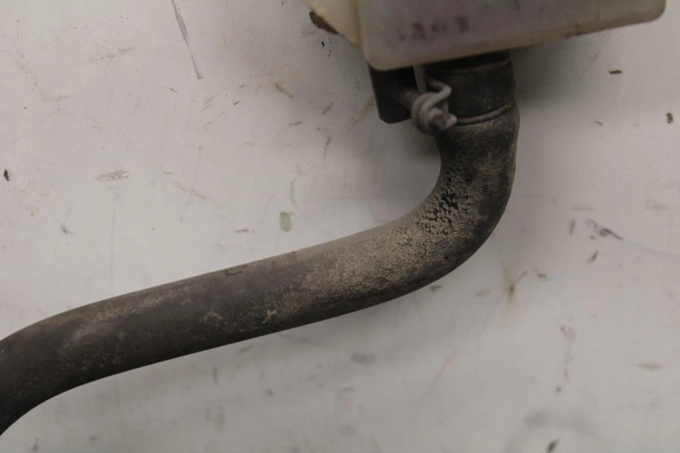 Suzuki Katana 600 GSX600F 1988 freno trasero cilindro maestro con depósito BB94 Foto 3 de 4