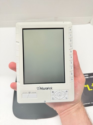 Aluratek Libre AEBK01WFS White eBook Reader Pro Portable - Picture 5 of 7