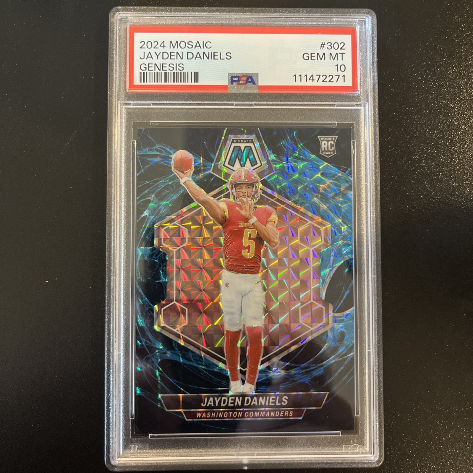 2024 PANINI MOSAIC JAYDEN DANIELS #302 GENESIS PRIZM ROOKIE PSA 10