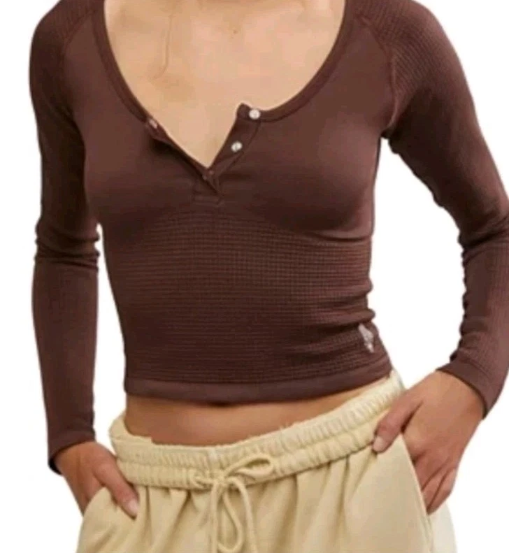 New Free People FP Movement Bail Out Henley Top Medium / Large Stretch Brown $68 - Image 2 of 4