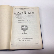 Holy Bible KJV King James Version Oxford Self Pronouncing Topaz Vintage 1950s
