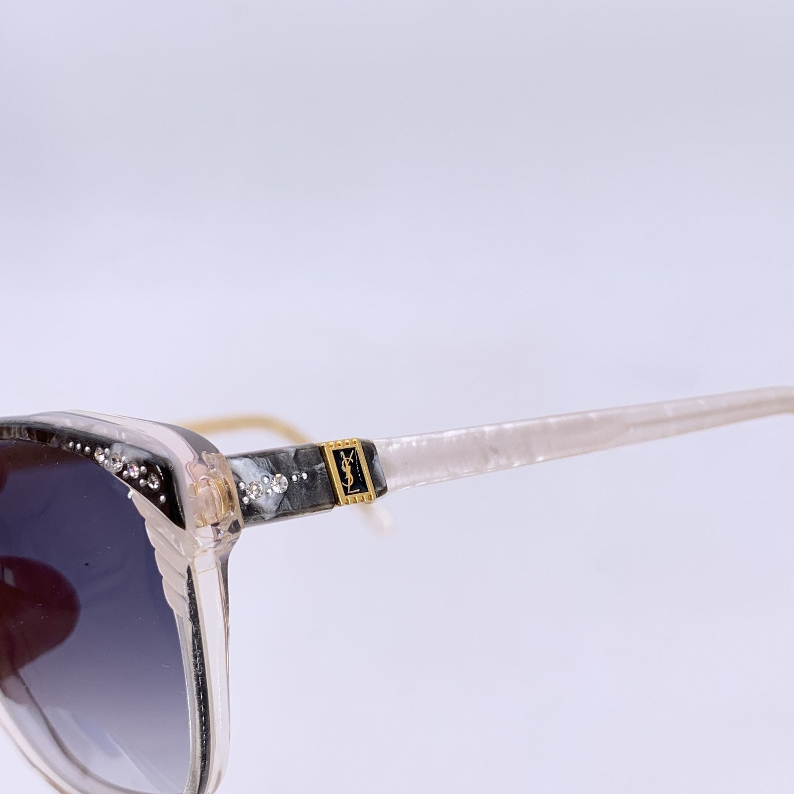 Occhiali da sole Yves Saint Laurent vintage grigio bianco SOPHOCLE 56 14