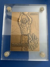 1996 Skybox #286 Damon Stoudamire Bronze Metal Card