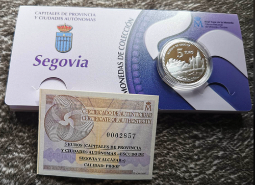 ESPAGNE 2012 - SEGOVIA - 5 EUROS ARGENT - COFFRET OFFICIEL - CERTIFICAT - Photo 1/2