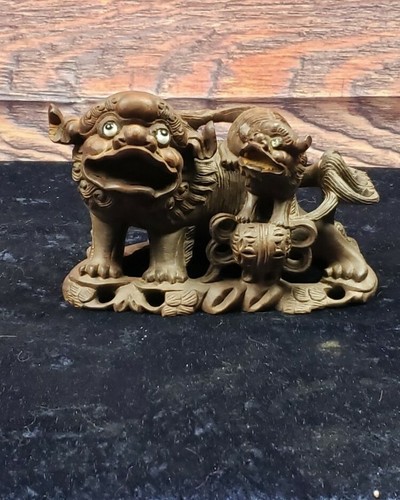 Vintage Chinese Hardwood Carving Shishi Fu Foo Dog Lion & Pup Statute signed  - Picture 3 of 8