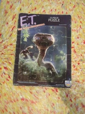 VINTAGE MOVIE PUZZLE  E.T. THE EXTRA-TERRESTRIAL 15-PIECE PUZZLE 1982
