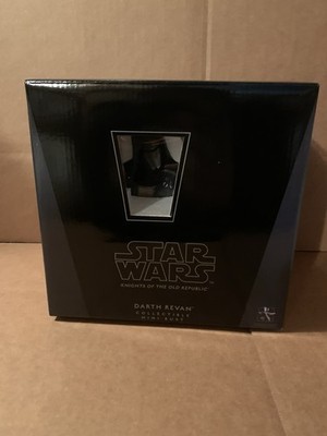 Gentle Giant Studios Star Wars Darth Revan Mini Bust /3850