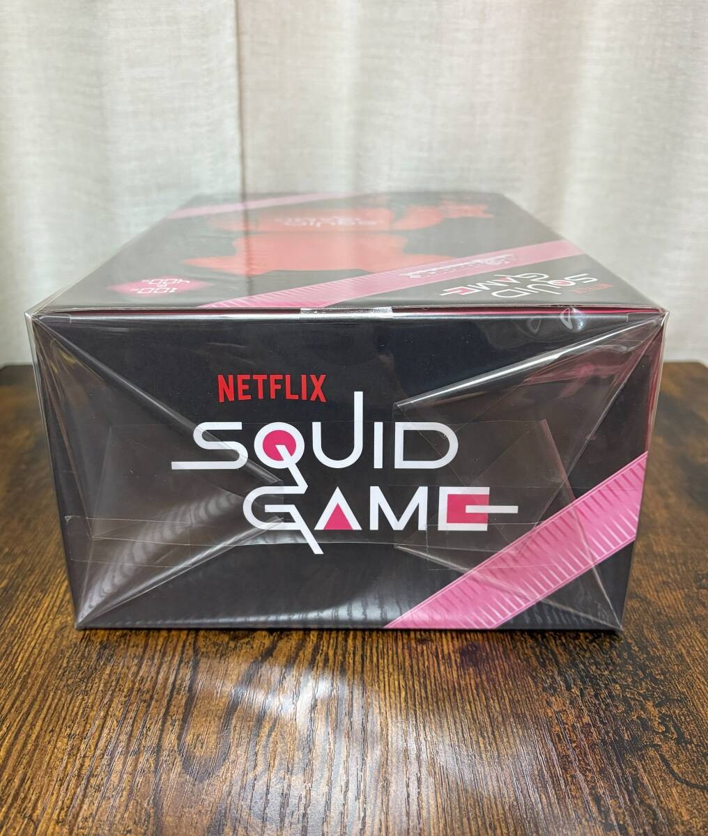 SQUID GAME BE@RBRICK Squid Game GUARD □ 100% & 400% Medicom SQUID GAME BE@RBRICK Squid Game GUARD □ 100% & 400% Medicom