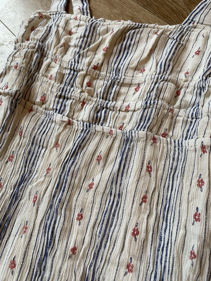 Vestido para mujer Urban Outfitters talla M boho floral capuchado caprichoso romántico maxi Foto 4 de 4