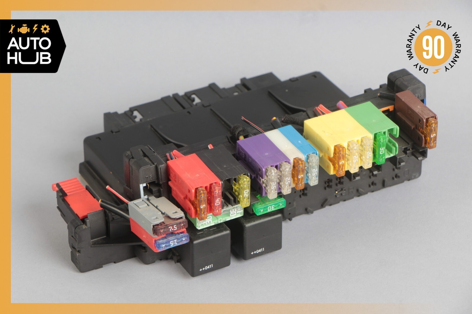 03-12 Mercedes R230 SL500 SL55 AMG SL550 Rear SAM Fuse Box Relay Module OEM