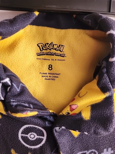 Pokemon Pikachu Boys Long Sleeve Pajamas Size 8 Flannel Top Only - Picture 2 of 5
