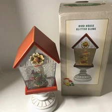 NEW CRACKER BARREL BIRDHOUSE GLITTER GLOBE