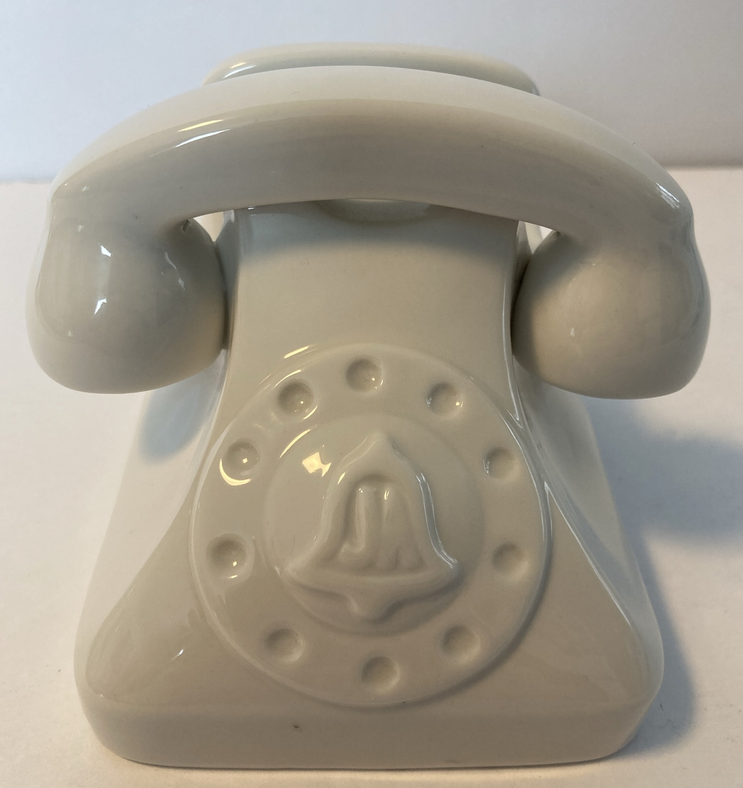 Jonathan Adler Ceramic Rotary Telephone Smart Phone Holder Dock Cradle