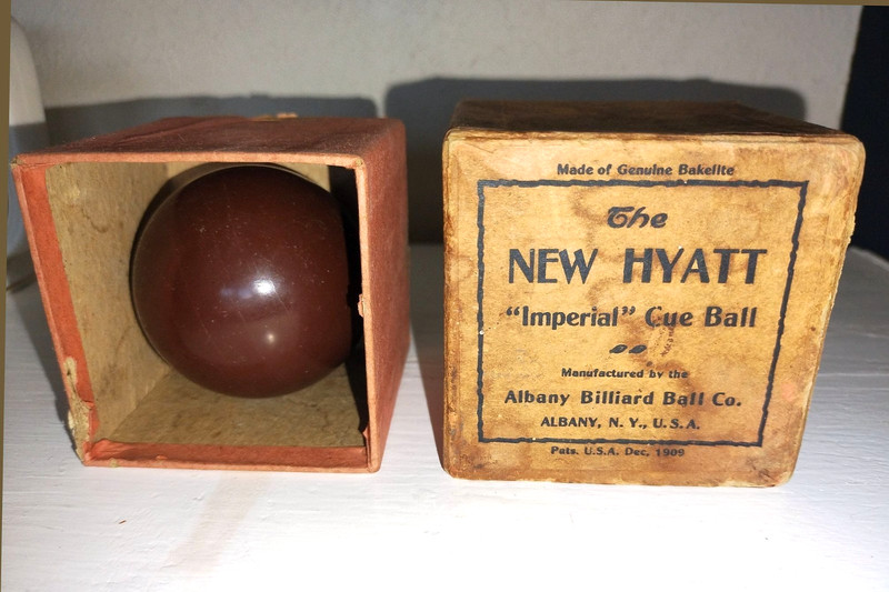 1909 The New Hyatt “Imperial” Cue Ball – Albany Billiard Ball Co. in rare box