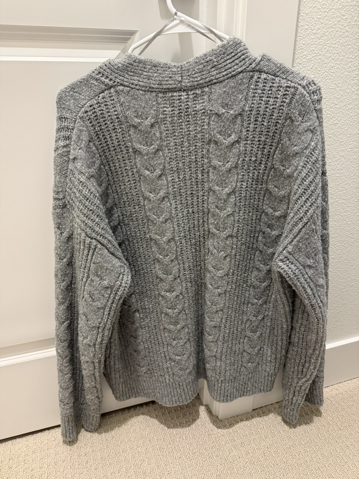 Universal Threads Women's Grey Button Front Cardi… - image 2