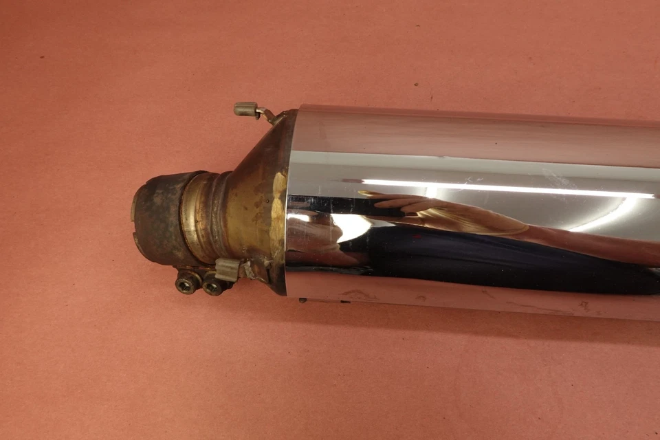 2001 - 2010 年本田金翼 GoldWing GL1800 排气管消声器 (A) — 第 4/4 张图片