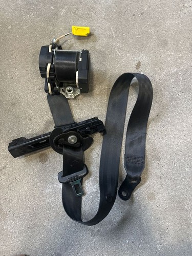 Volkswagen Touran II 2014 Vorne links Sicherheitsgurt vorne 1T1857705C TNV12976