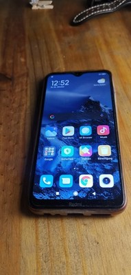 Xiaomi Redmi 8A 32 GB   Blau   gut erhalten Teildefekt