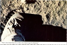Moon Landing 1969 Apollo 11 Neil Armstrong Man Footprint NASA Postcard C327