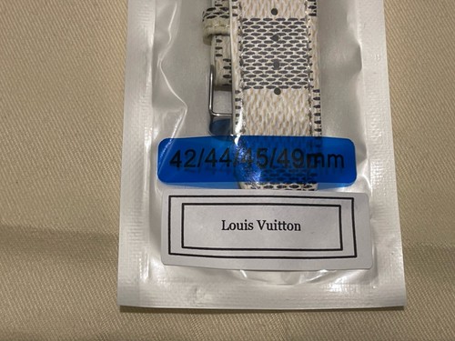 Bracelet montre pomme Louis Vuitton 49 mm blanc à carreaux 42/44/45 -49 mm LIVRAISON RAPIDE - Photo 3 sur 3
