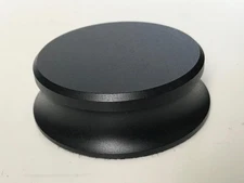 PRO-JECT RECORD PUCK HEAVY WEIGHT RECORD CLAMP  IN GOOD CONDITION