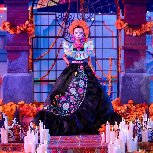 New 2024 Pair Of Barbie Signature Ken And Barbie Dia de Muertos Dolls HRM72/3 - Picture 16 of 22