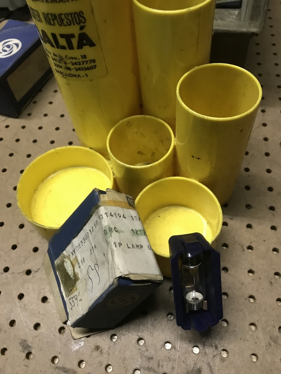 DRC1237 - ROVER SD1 Glove Box Lamp | eBay