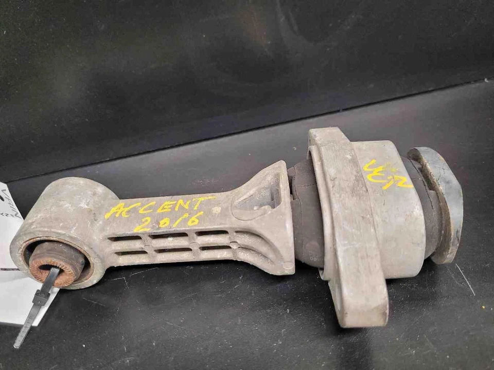 ✅ Montaje de marco de motor Hyundai Accent 2016 OEM Foto 3 de 4