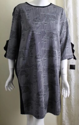 NWT Clara Sun Woo Sz L Black White Geometric Op-Art Art-to-Wear Knit Dress