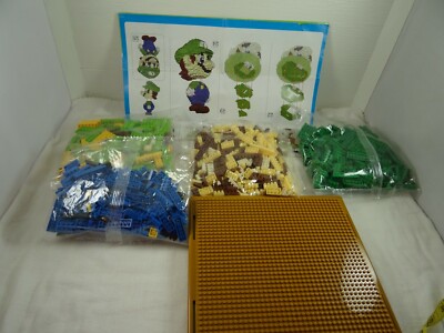 Super Mario Luigi Conductor Figure Building Kit NIP