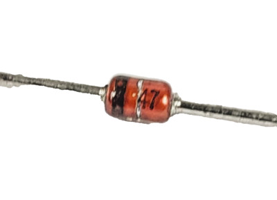 50 x ZPY47 Zener-Diode von ITT Dioden Diode 47V 1,3W DO-41 Elektronikkomponente