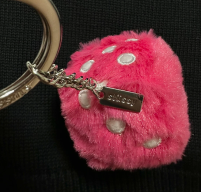 STUSSY FUZZY DICE KEYCHAIN ピンク Stussy Fuzzy Dice Keychain Pink / Fashion / Accessories
