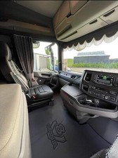 Scani GREY S CAB S V8 SET CURTAINS + FLOOR MAT FLAT FLOOR SWIVEL CAPTAIN SEAT