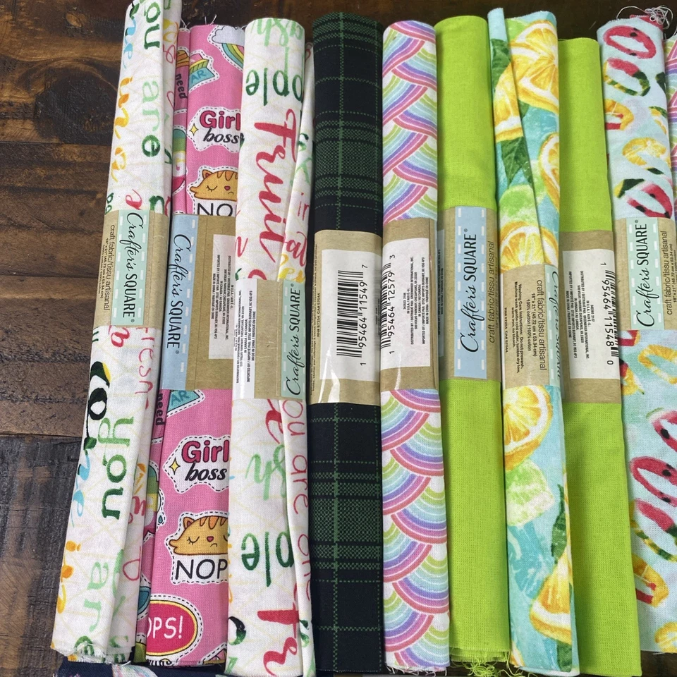 Crafters Square Craft Fabric Fat Quarters 18 X 21 100% Cotton Lot Of 30 - Image 3 of 4