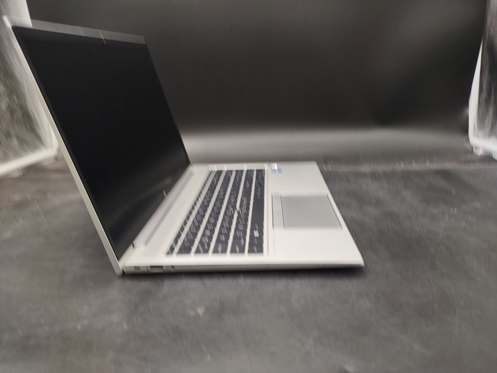 HP EliteBook 850 G8, 15.6-Inch Laptop, with Intel Core i5 11th Gen., 12 GB SSD (Solid State Drive), No OS