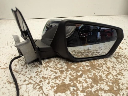 Passenger Side View Mirror With Blind Spot Alert Fits 19-22 EQUINOX 781748