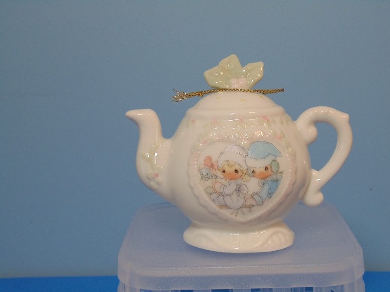Precious Moments Tea Pot Ornament "Sharing The Season Together" 1994