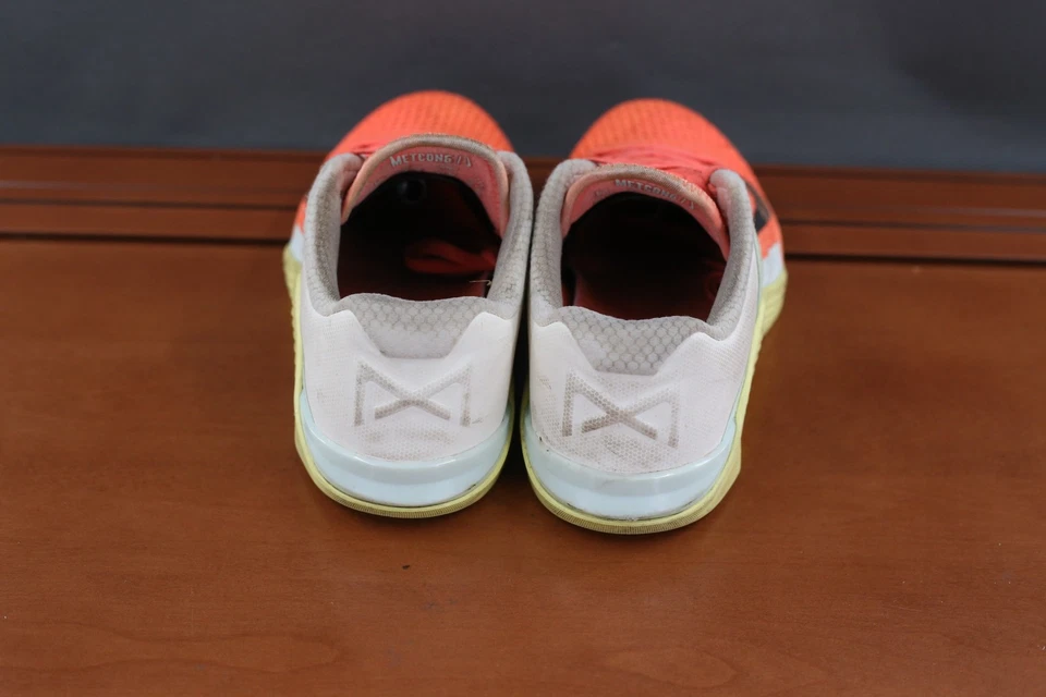 Nike Metcon 4 Zapatos para Mujer Talla 8.5 Naranja Con Cordones Entrenamiento Atlético AQ3160-800 Foto 4 de 4