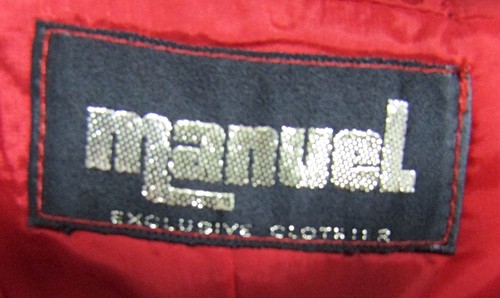 Abito cappotto piccolo nuovo MANUEL COUTURE rosso stelle swarovski ricamo firmato 2/4 - Foto 12 di 13