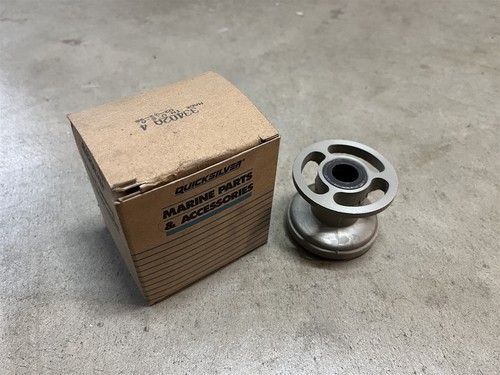 Mercury 33402A4 72604T1 Carrier Assembly 200 20HP (GLM) - 第 1/5 張圖片