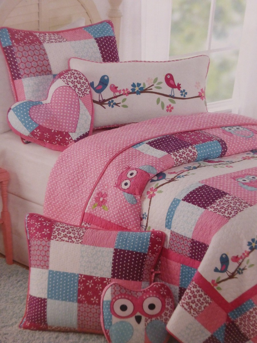 3 pc Charles Street Friendship Applique Full / Queen Quilt and