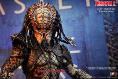 Hot Toys MMS173 Predator 2 City Hunter Predator 1/6 Scale Action