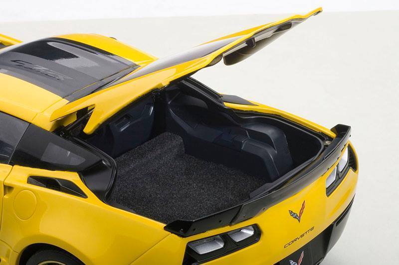 Autoart 2016 CHEVROLET CORVETTE RACING EDITION YELLOW C7-R Z06 1