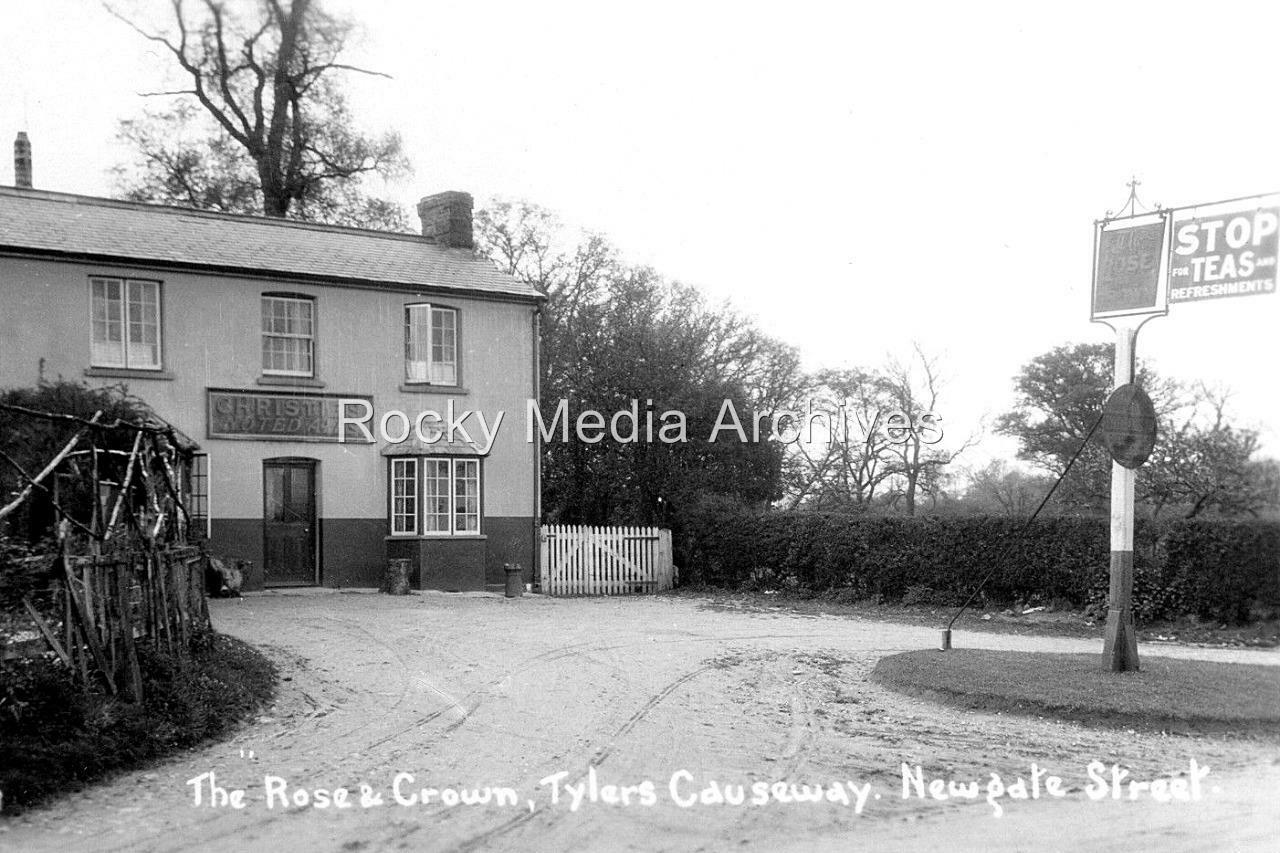 Cey81 The Rose & Crown, Tylers Causeway, Newgate Street, Hertfordshire
