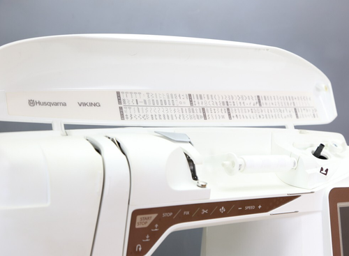 Ex-Display Husqvarna Designer Topaz 40 Sewing & Embroidery Machine + Warranty - Picture 11 of 12